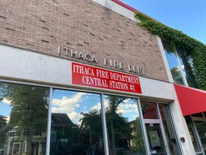 “I saw a flicker”: ICSD bus driver stops route to extinguish house fire on Cascadilla Street